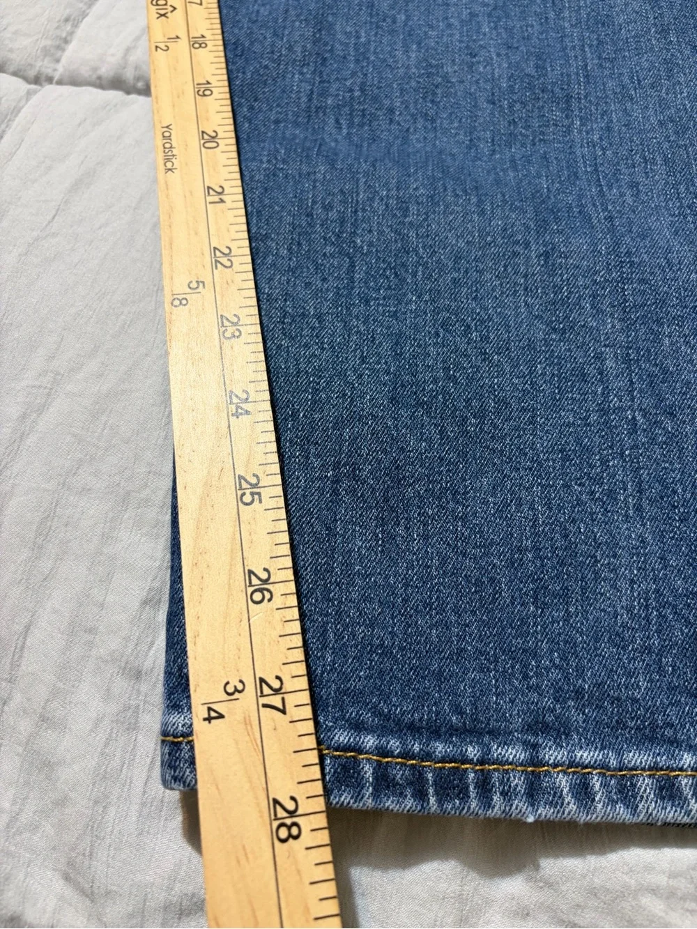 Levi's Men's Slim Straight Jeans in Blue Wash Size 40X30